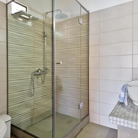 Fotini Apartment *