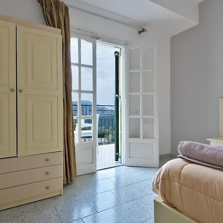 Fotini * Paleokastritsa