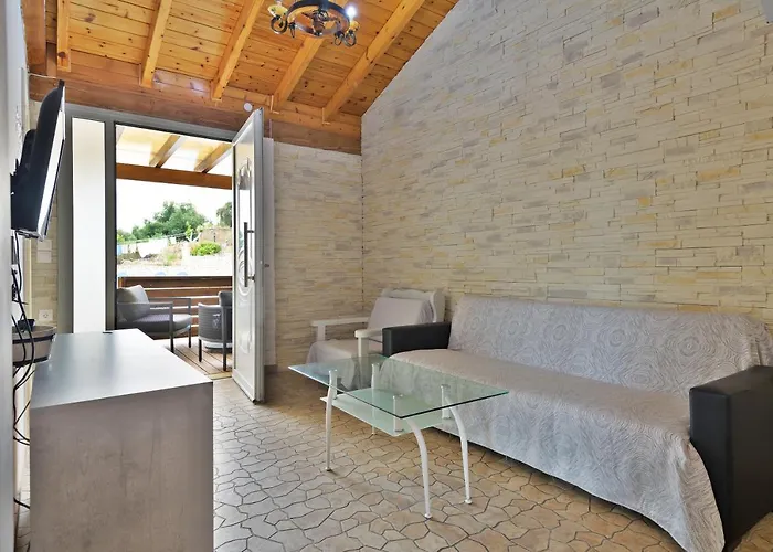 Fotini * Paleokastrítsa